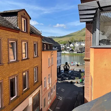 Winzerhaus Am Marktplatz Zell an der Mosel