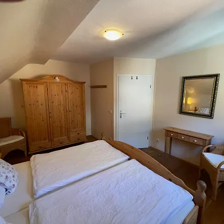 Appartement Winzerhaus Am Marktplatz Zell