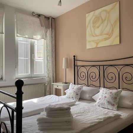 Winzerhaus Am Marktplatz Apartamento Zell an der Mosel